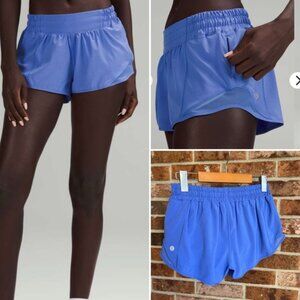 Lululemon  ^ Hotty Hot Low-Rise Lined Short 2.5"